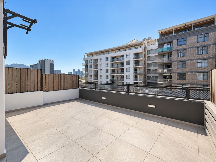 2 Bedroom Property for Sale in Woodstock Western Cape